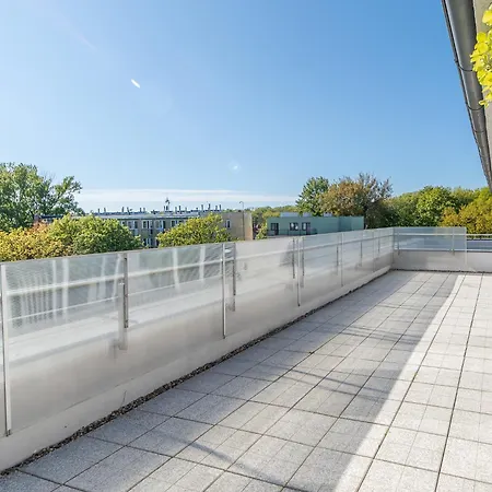 Lighthouse - Jantar 20 *